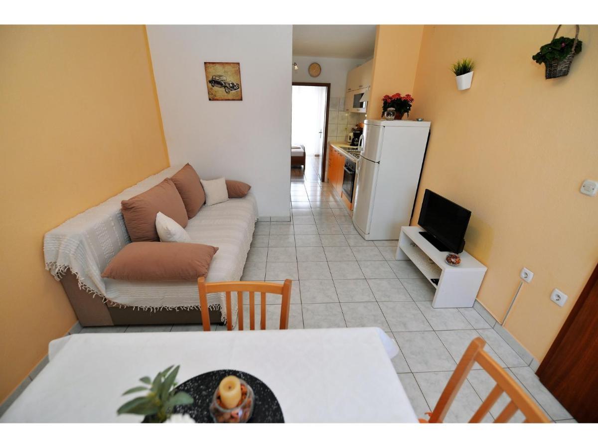 Apartments Kostelic Murter Luaran gambar