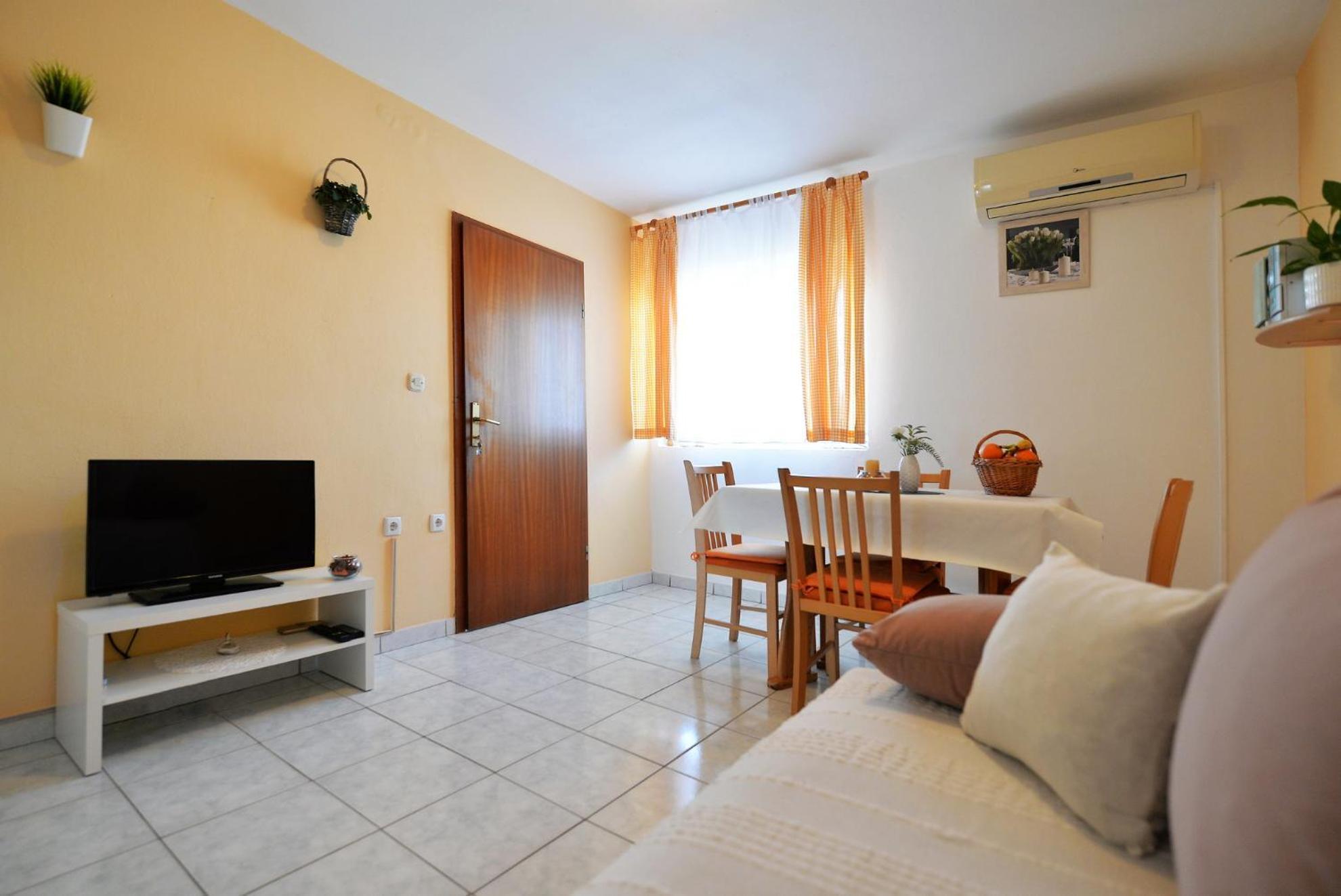 Apartments Kostelic Murter Luaran gambar