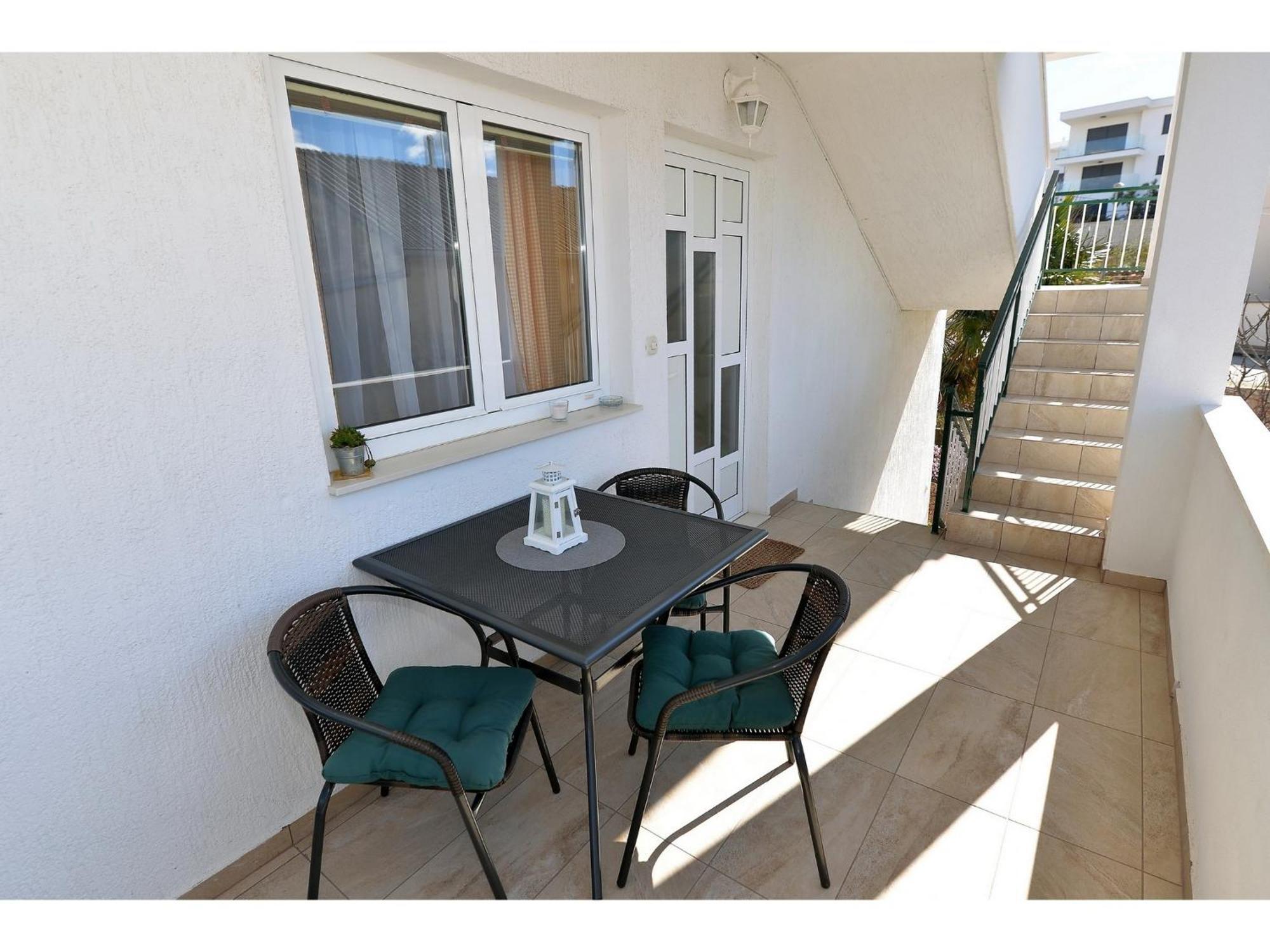 Apartments Kostelic Murter Bilik gambar