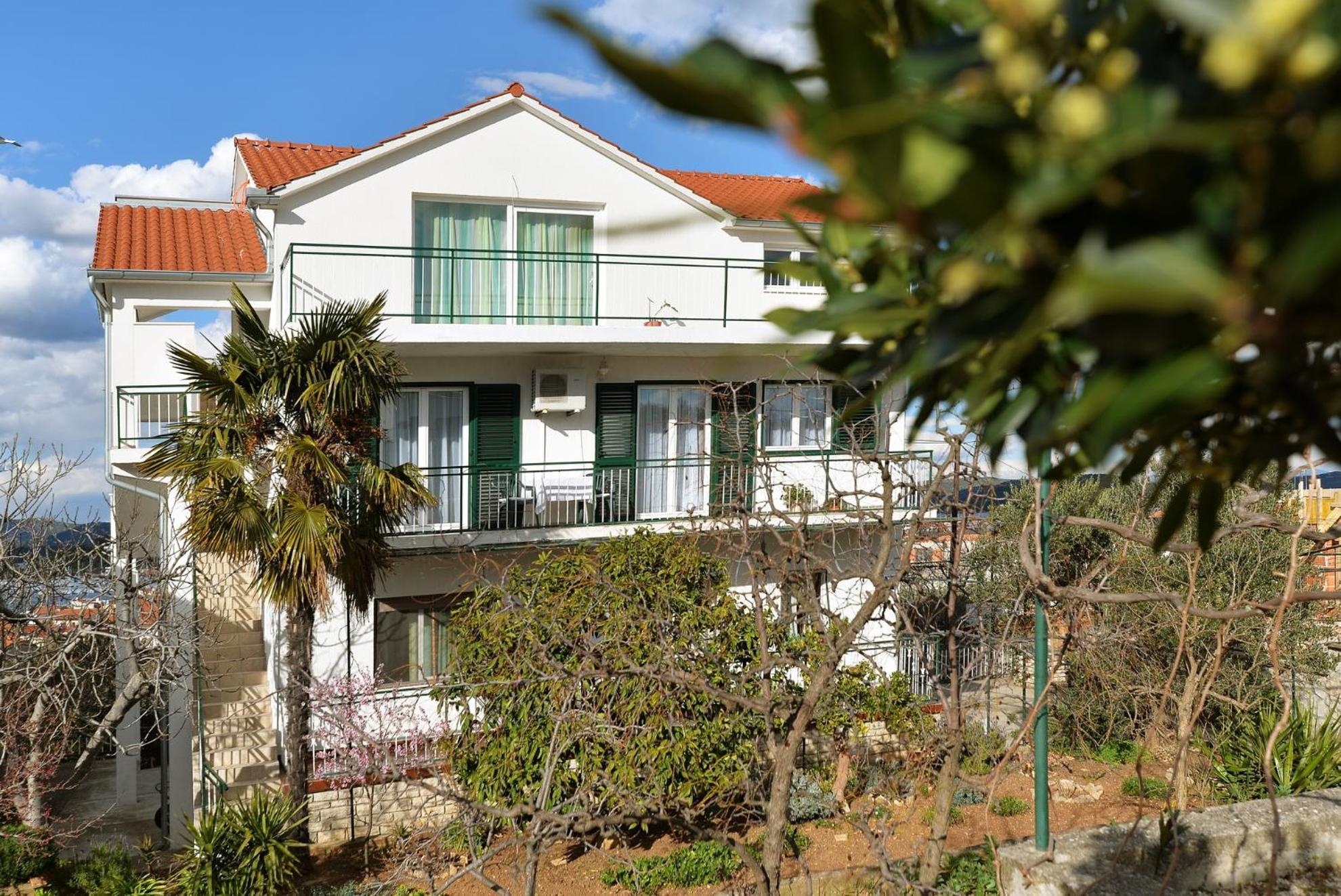 Apartments Kostelic Murter Luaran gambar